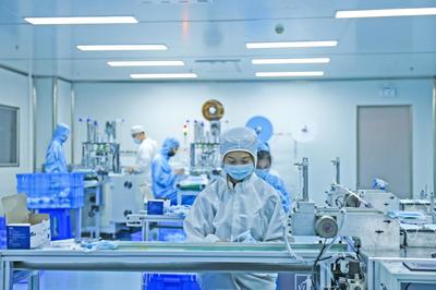 影兒時尚集團投資港影公司，跨界打造時尚防護產品與辦公用品新生態